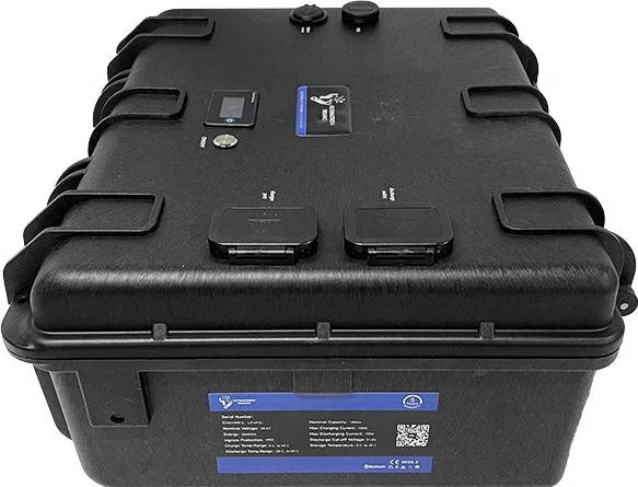 ULTIMATRON ULP-36-100 wasserdichte tragbare LiFePO4 Batterie 38,4 V 100 Ah mit Bluetooth, Smart BMS & LCD-Display