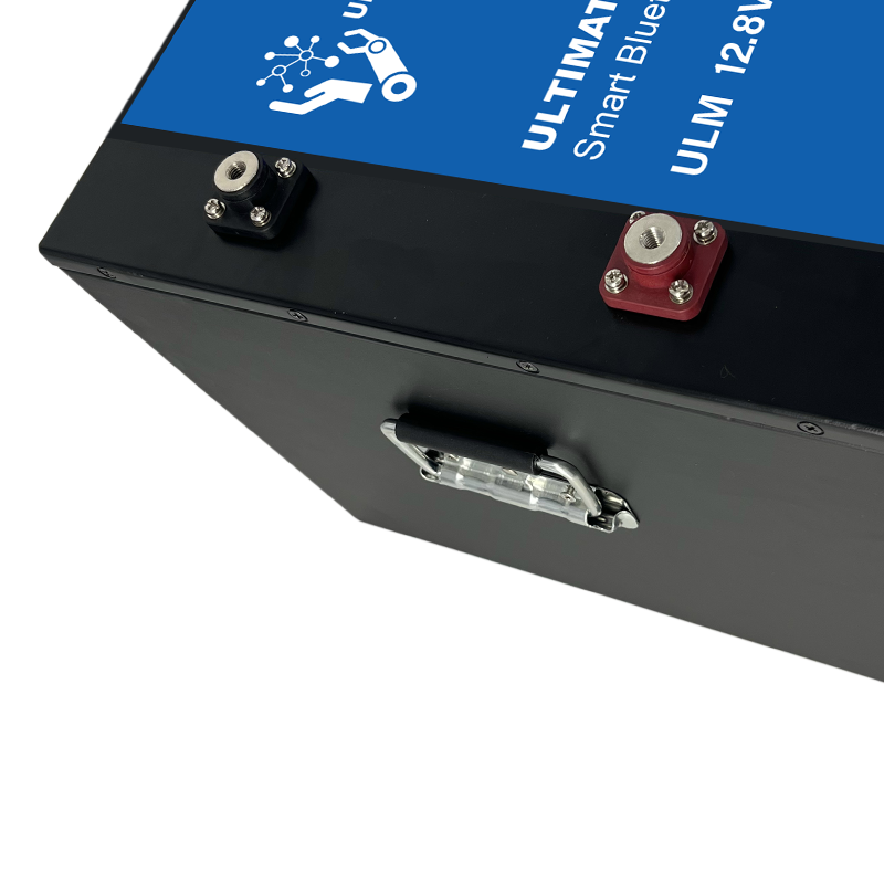 ULTIMATRON ULM-12-620 LiFePO4 Untersitz-Batterie 12,8 V 620 Ah mit Bluetooth & Smart BMS